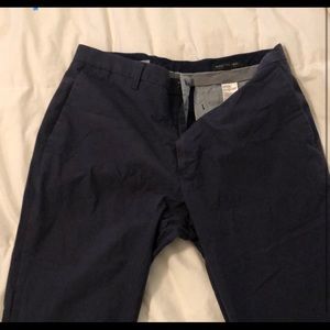 Gentle worn 33/32 banana republic pants
